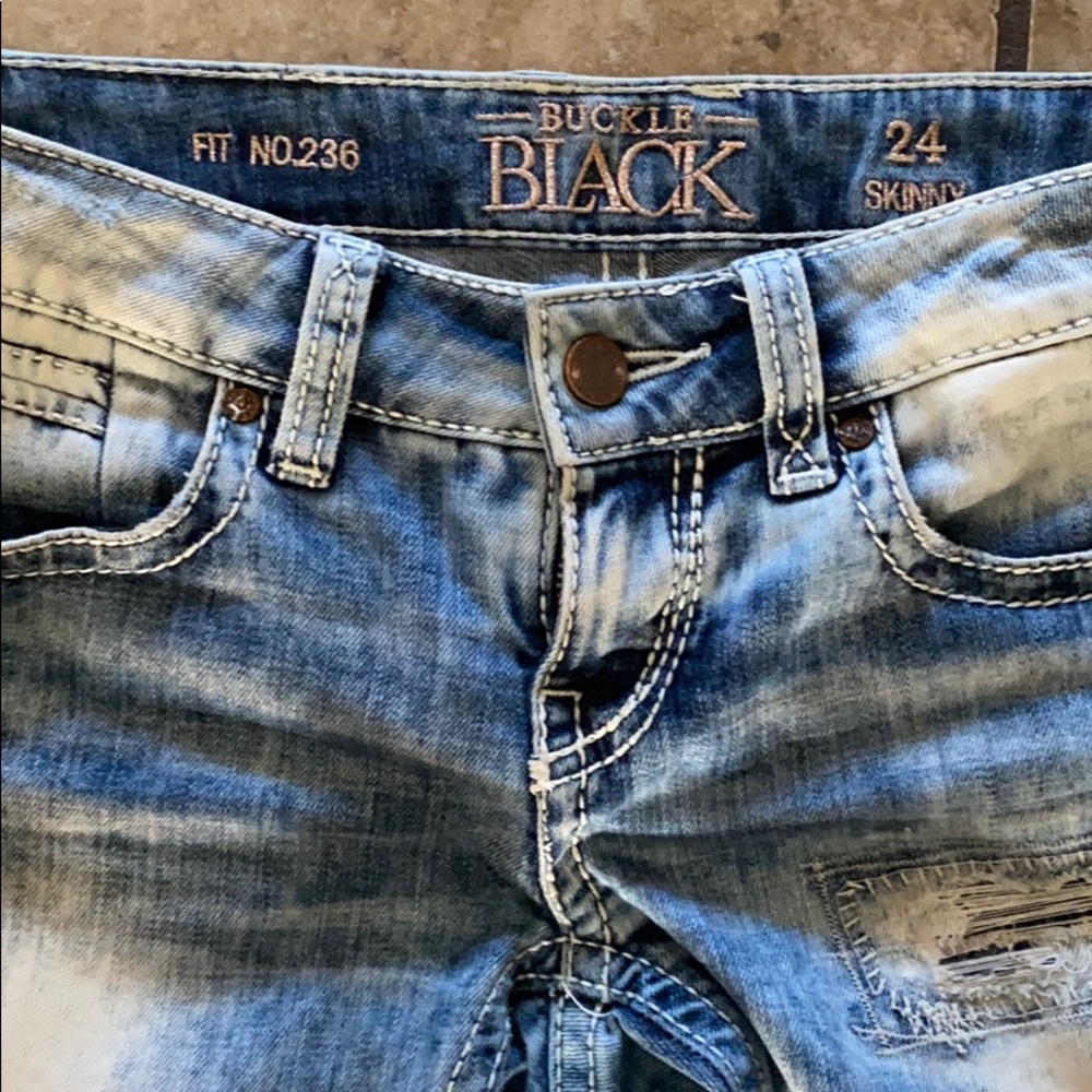 Buckle jeans - Picture 2 of 3